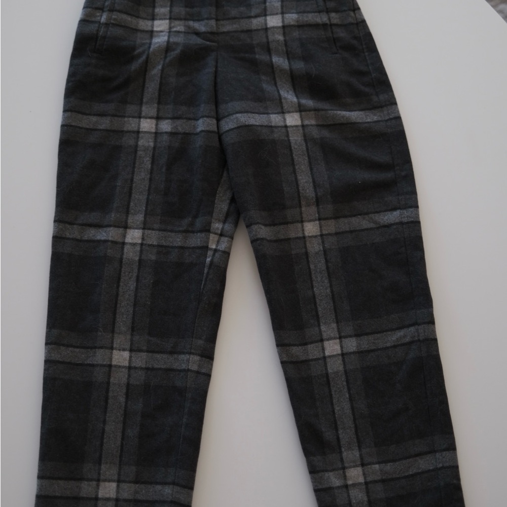 Women’s Aritzia Wilfred Pants